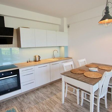 Apartamenty Amon Z Widokiem Na Morze Darlowko Exterior photo